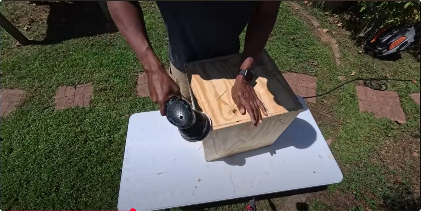 Jeremy Fielding giving a fantastic tutorial on building WALL-E